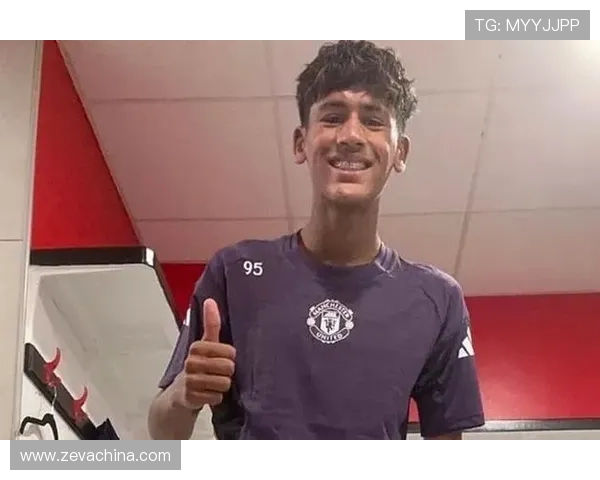 阿莫林谈15岁加布里埃尔参加训练强调让小将感受一线队高强度训练的重要性