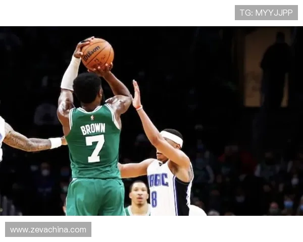 阿努诺比状态火热砍下24分14板全面爆发助球队强势取胜 阿努诺比状态火热砍下24分14板全面爆发助球队强势取胜